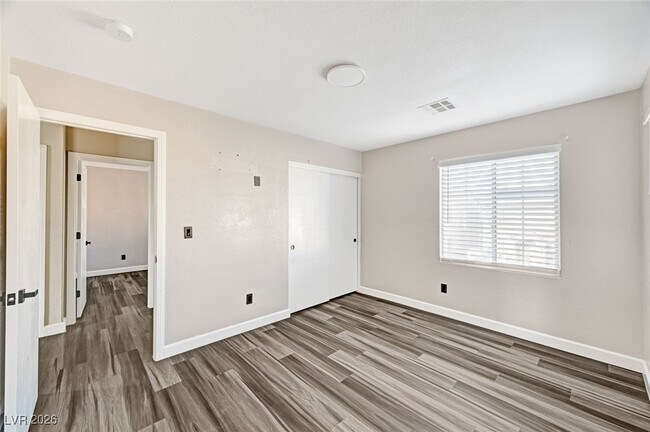 Building Photo - 6409 Wild Chive Ave