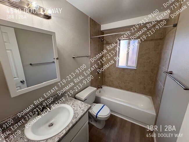 Building Photo - 4540 Dooley Way