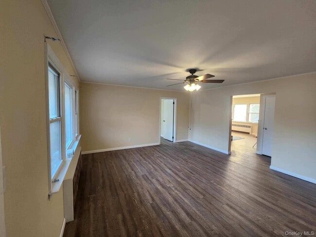 Building Photo - 24 Poplar Pl