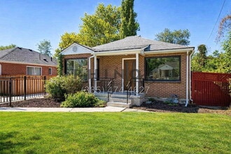 Building Photo - 2118 Preston St