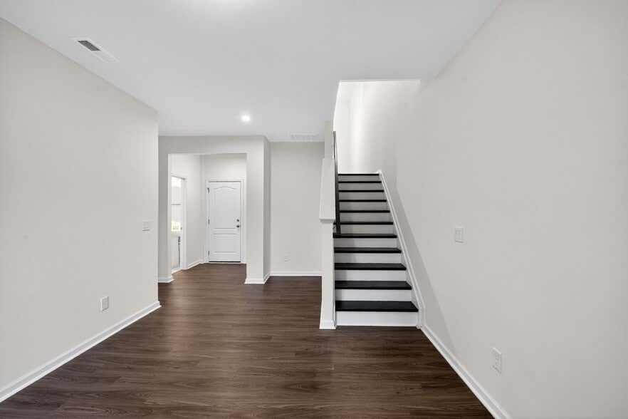 Building Photo - 1223 Brickfield Dr