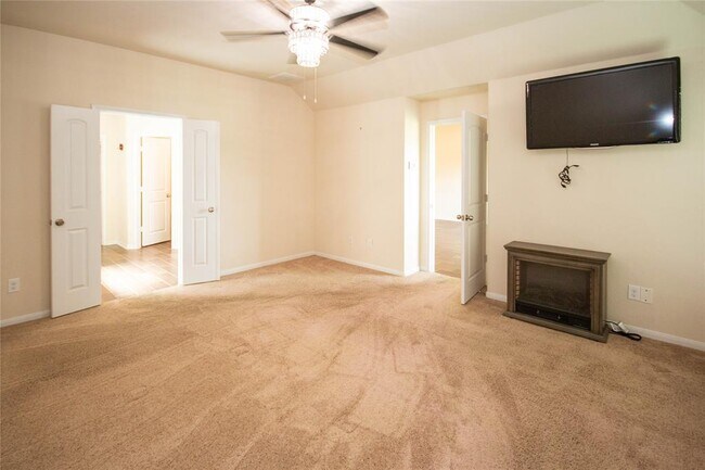 Building Photo - 6423 Westward Wood Way