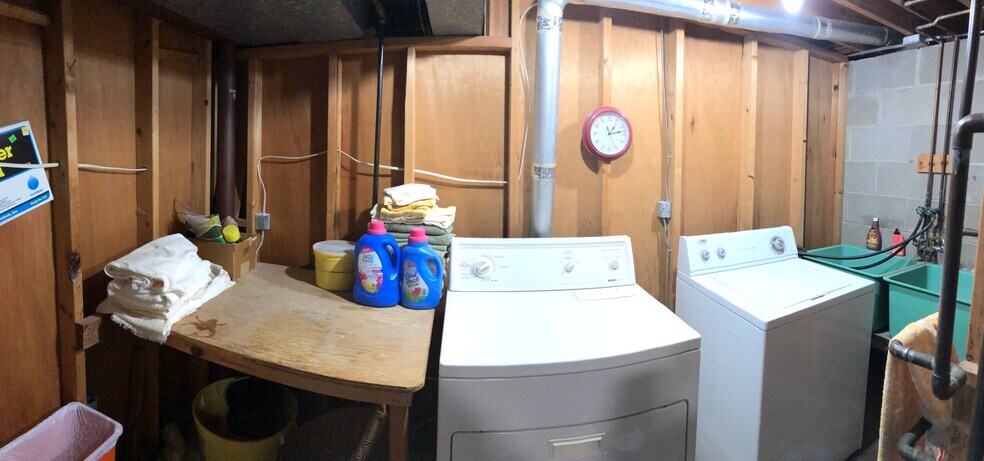 Laundry Room - 865 Charlotte Dr