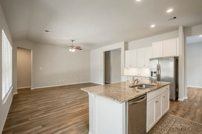Building Photo - 12197 Pearl Bay Ln