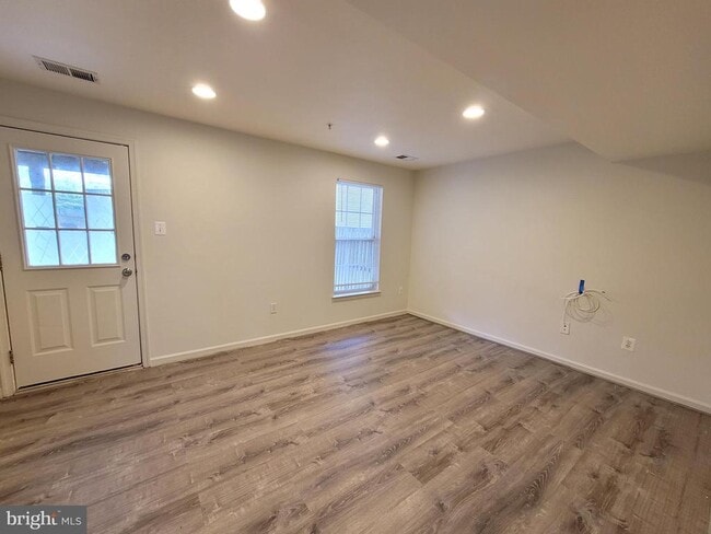 Primary Photo - 7128 Fox Harbor Way