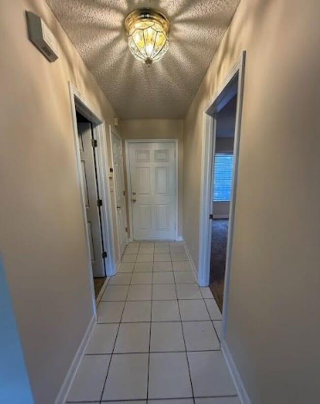 Building Photo - 3 BR/2BA | Newly Renovated Single Family Home | Fenced backyard| Community pool!