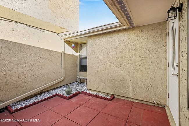 Building Photo - 1491 Sheafe Ave NE