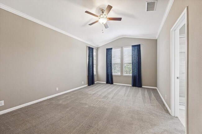 Building Photo - 9725 Solana Vista Loop