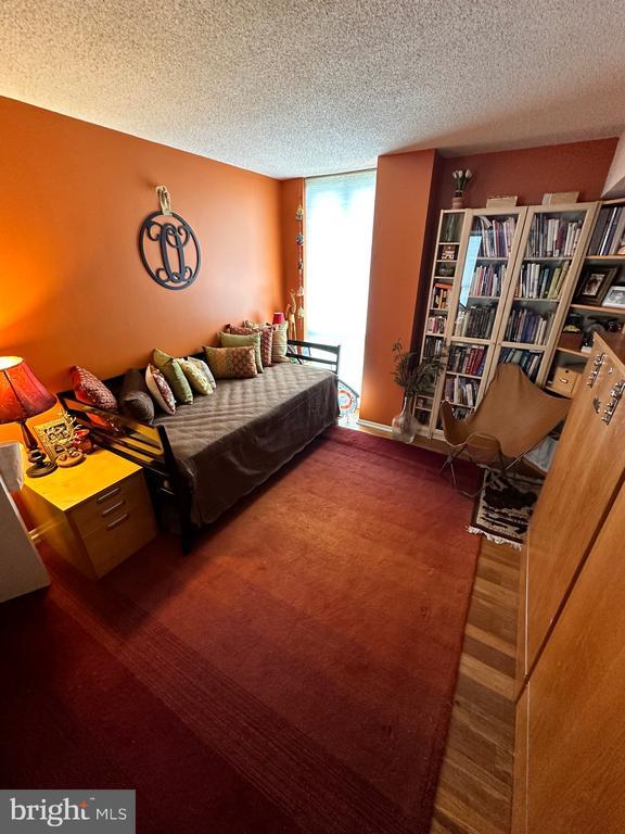 Building Photo - 6800 Fleetwood Rd