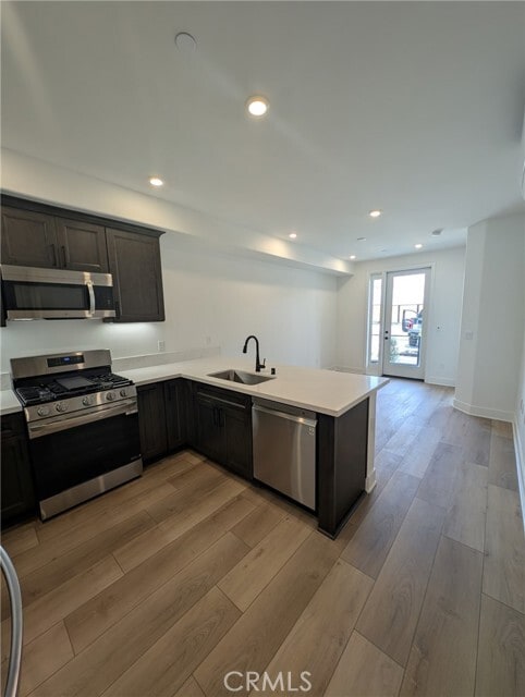 Building Photo - 402 W Grand Ave