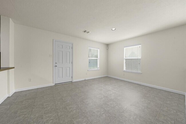 Building Photo - 20703 Cypress Post Dr