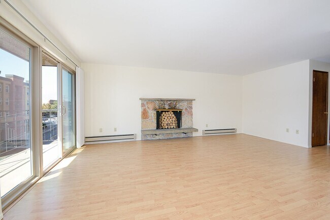 Interior Photo - Clayton Manor Apartments
