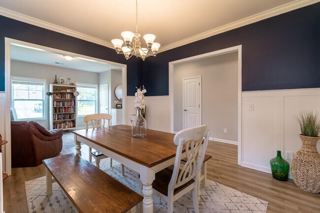 Building Photo - 510 Kittiwake Ln
