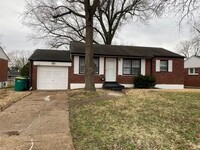 Building Photo - Cozy 3-Bedroom Home in Ferguson – $1,499/m...