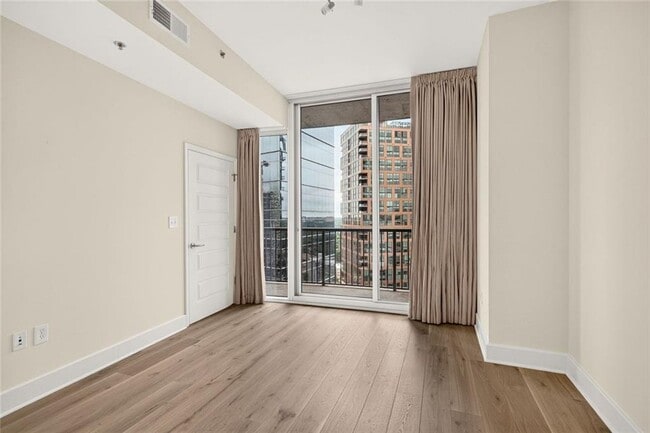 Building Photo - 1080 Peachtree St NE