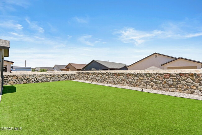 Building Photo - 14813 Tierra Fortaleza Ave