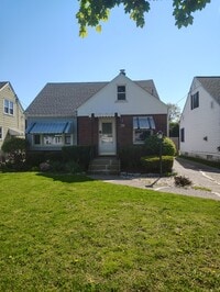 Building Photo - 39 Manning Rd