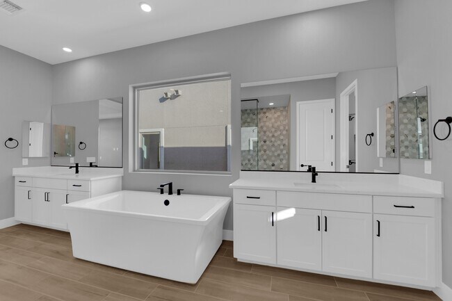 Building Photo - 10648 Stone Ledge Ave