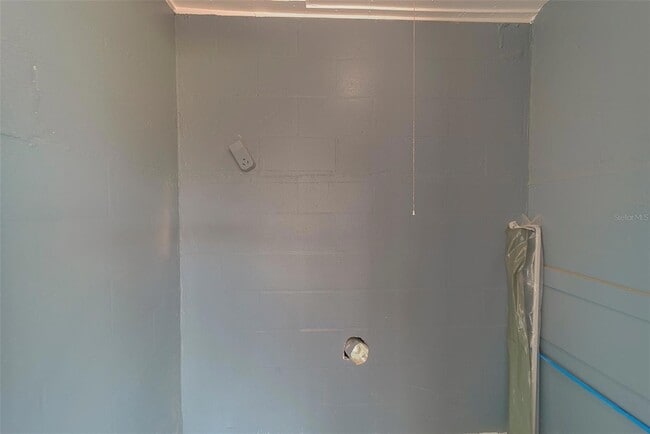 Building Photo - 13248 4th St E