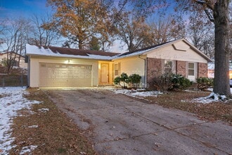 Building Photo - 19 Stone Mill Ln