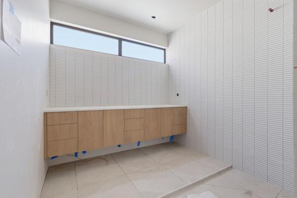 Building Photo - 1403 Barton Hills Dr