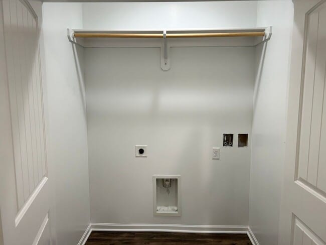 Building Photo - 2 Bed | 2 Bath | 2 Car Garage Single Level Home in Raymore