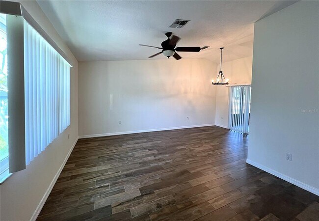 Building Photo - 1520 Coastal Pl