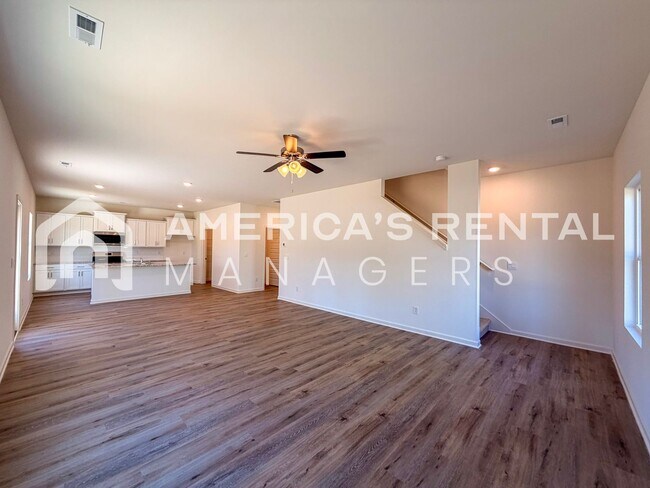 Building Photo - Spacious Two-Story Living at Doss Ferry in Kimberly, AL - Available NOW! DEPOSIT PENDING!!