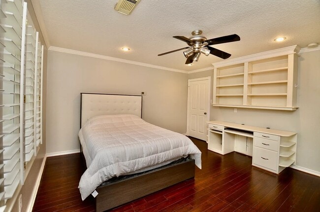 Building Photo - 20610 Autumn Terrace Ln