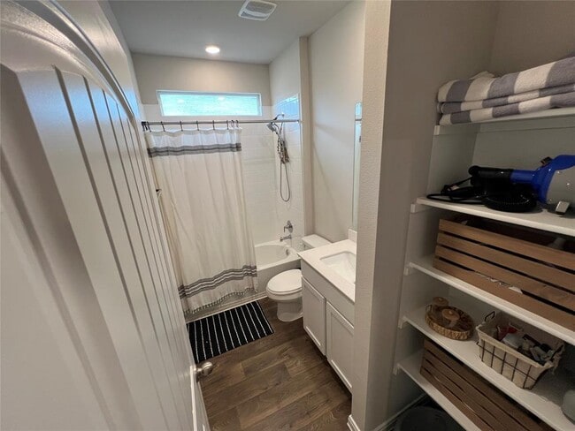 Building Photo - 343 Carolina Buckthorn Dr