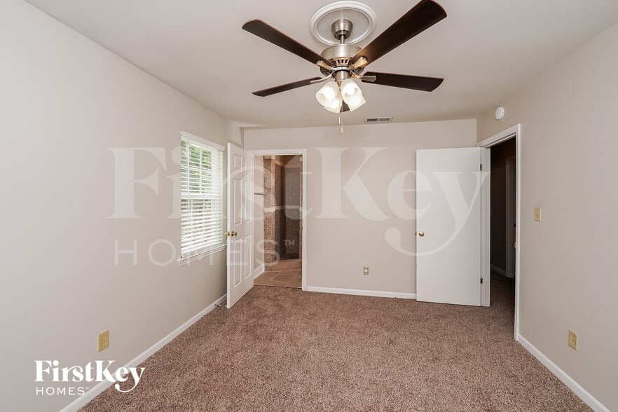 Building Photo - 101 Sunny Brook Ln