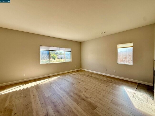 Building Photo - 4431 Meadow Valley Cir