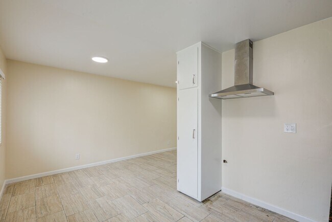 Building Photo - Vanowen Street Residences