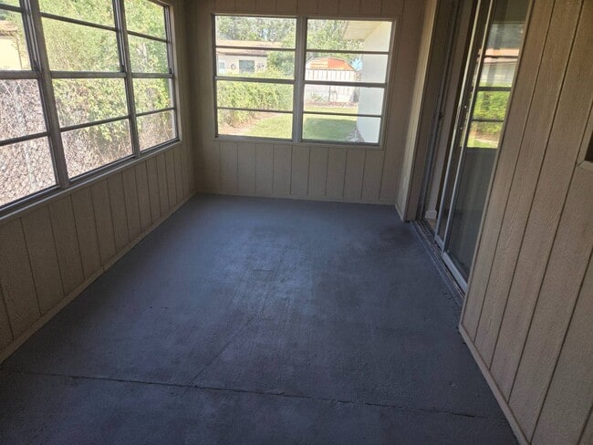 Building Photo - 4718 Leucadendra Dr