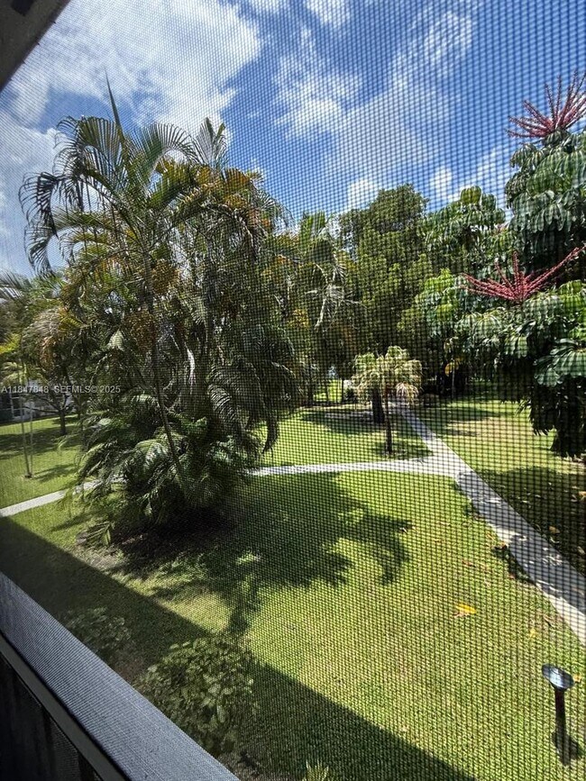 Building Photo - 4025 N Federal Hwy