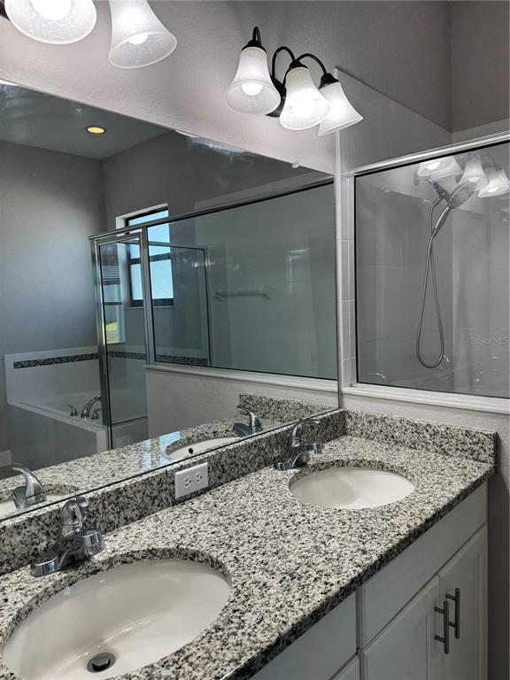 Building Photo - 1365 Evergreen Park Cir