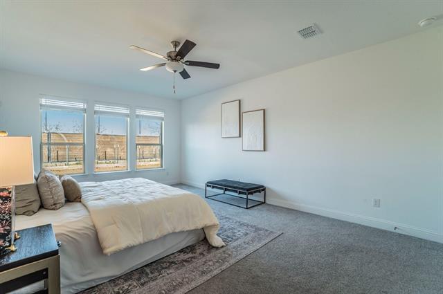 Building Photo - 1404 Huckleberry St