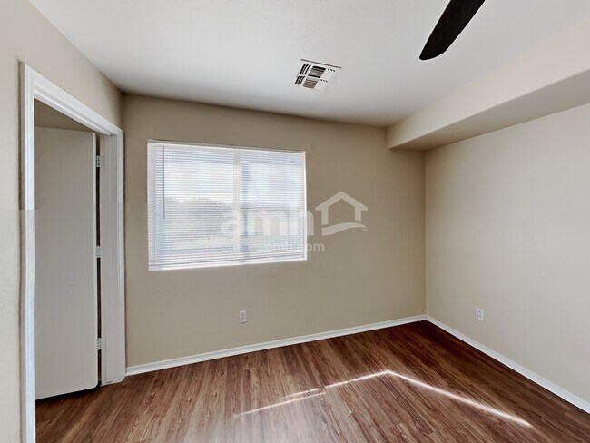 Building Photo - 6401 W Riva Rd