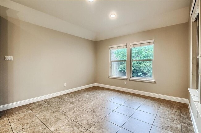 Building Photo - 8700 Evelina Trail