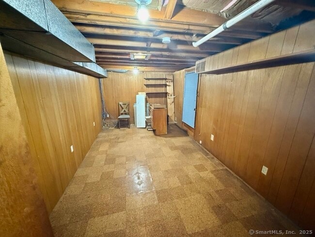 Building Photo - 81 Rosewood Dr