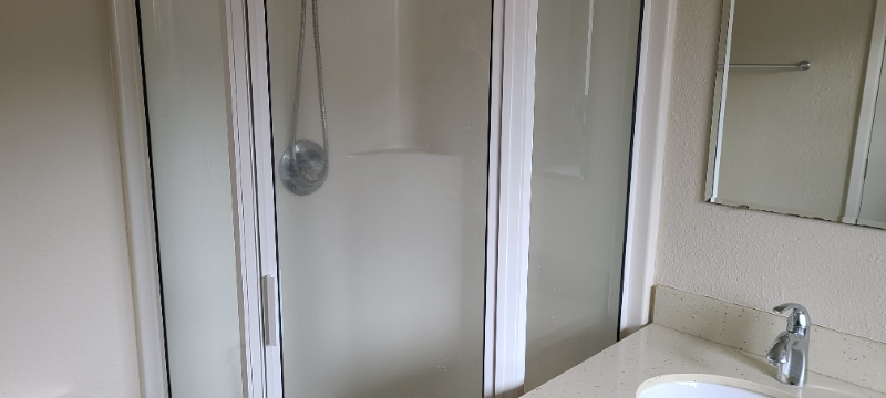 Building Photo - 1626 Kent Des Moines Rd