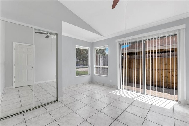 Building Photo - 7432 SW 12th Ct