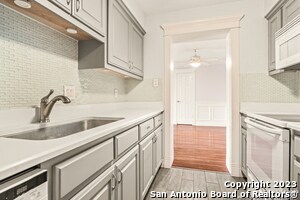 Building Photo - 7701 Wurzbach Rd