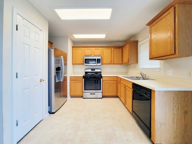 Building Photo - 17412 Casa Piedra Pl