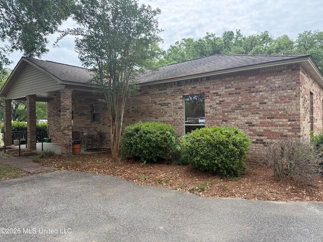 Building Photo - 4294 Popp's Ferry Rd