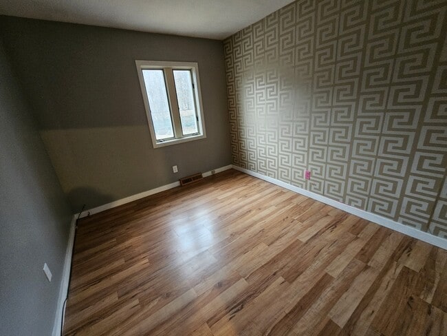 Building Photo - 6094 Andover Blvd