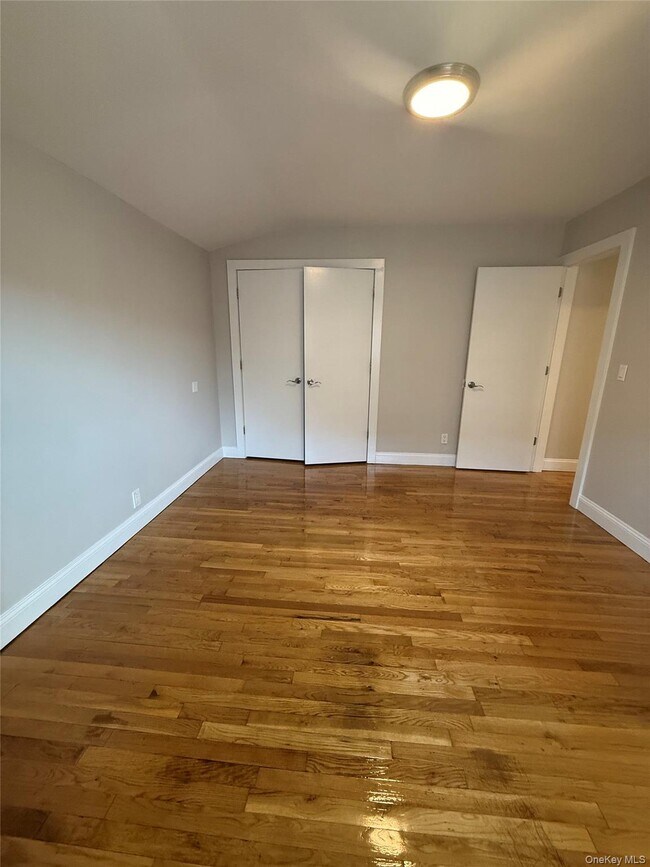 Building Photo - 145-59 107th Ave