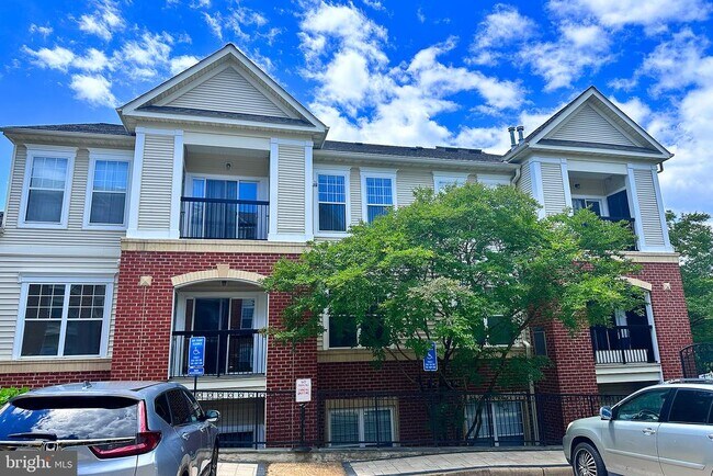 Building Photo - 11305 Aristotle Dr
