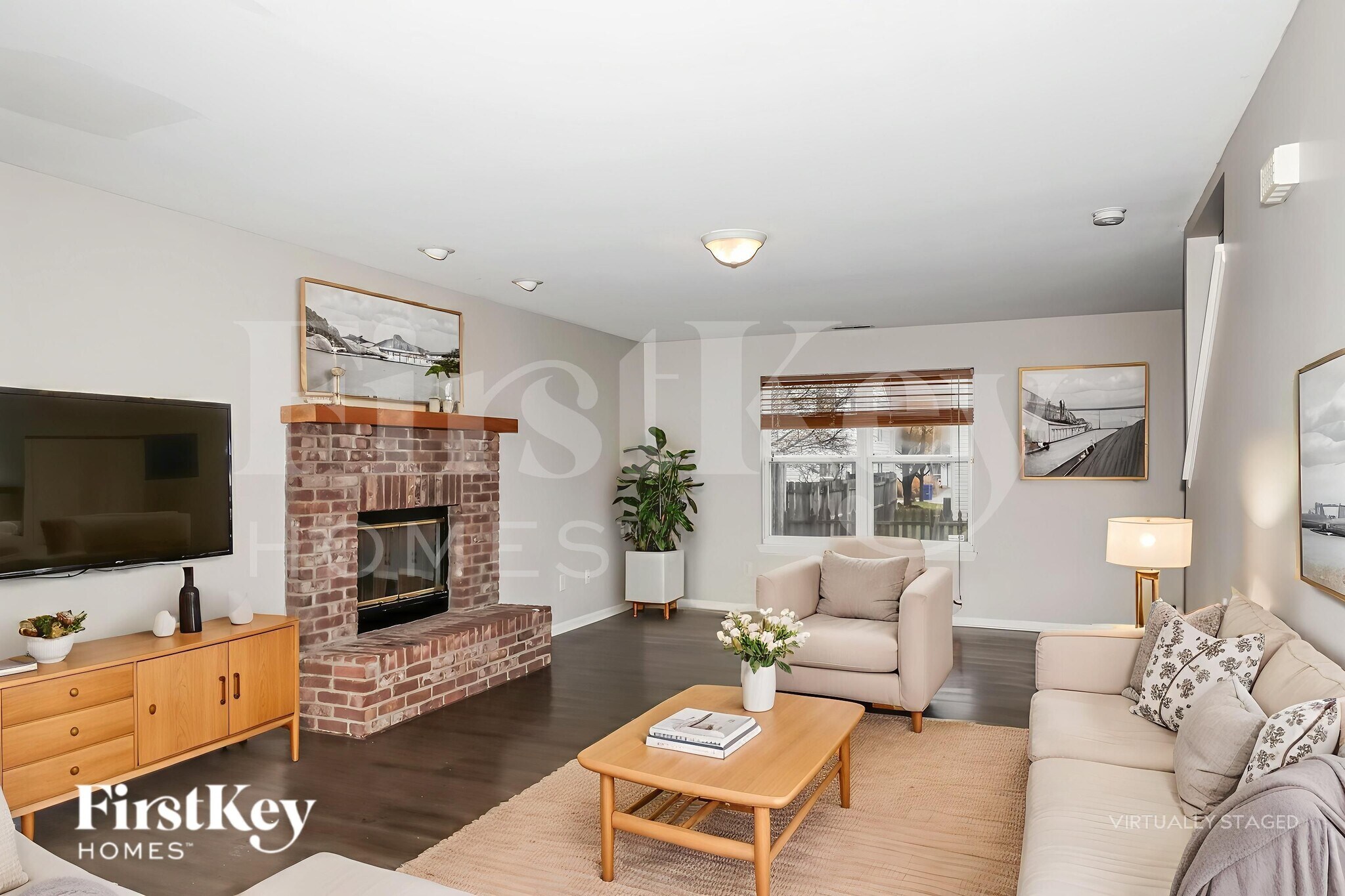 Building Photo - 10428 Hornton St