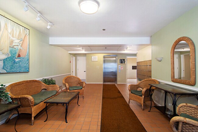 Building Photo - 4007 Everts St